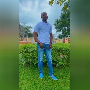 ayoopeyemi, online dating profile photo